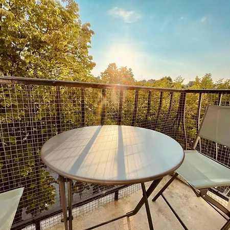 Lappart Den Face Hyper-centreprestigieux Appartement Reims