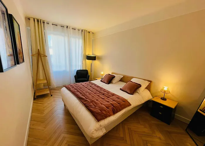 Lägenhet Lappart Den Face Hyper-centreprestigieux Reims